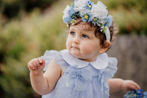 Conjunto de menina azul e branco de top e calção