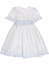 Vestido azul de festa com renda bordada e cinto