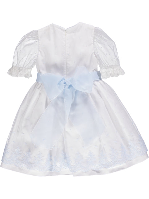 Vestido branco de festa com detalhes azuis