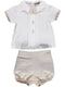 Conjunto de menino de calção beige e camisa branca