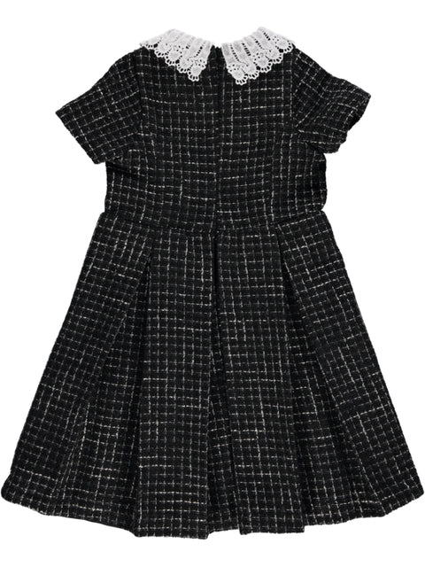 Vestido chanel preto com gola de renda