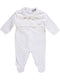 Babygrow branco com golas redondas