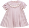 Vestido de bebé rosa com golas bordadas