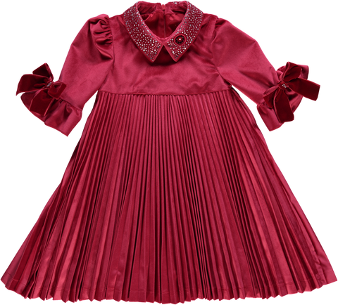 Vestido de veludo vermelho plissado com brilhantes