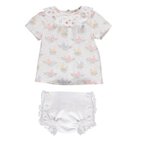 Conjunto de menina com blusa colorida e calções branco